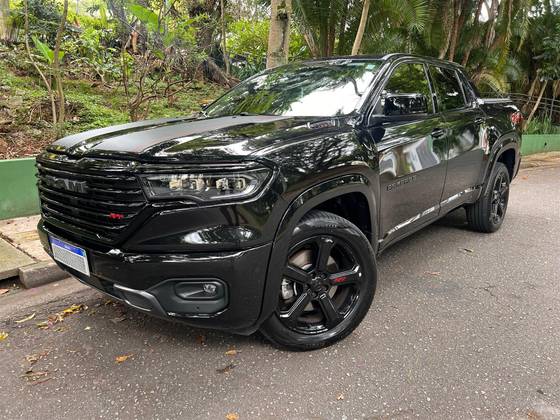 RAM RAMPAGE 2.0 HURRICANE 4 TURBO GASOLINA R/T 4X4 AUTOMÁTICO RAM RAMPAGE 2.0 HURRICANE 4 TURBO GASOLINA R/T 4X4 AUTOMÁTICO